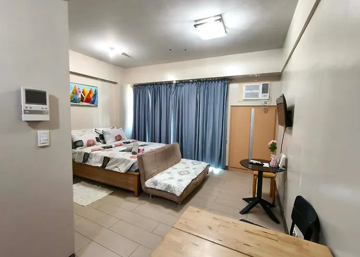 Condotels Across Terminal 3 Airport Apartment
